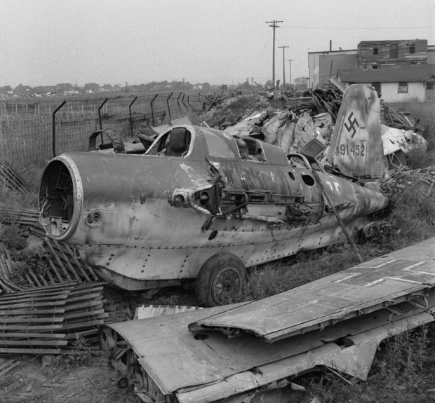 The third Komet, sitting in a scrap pile in Arnprior, ...fate unknown.