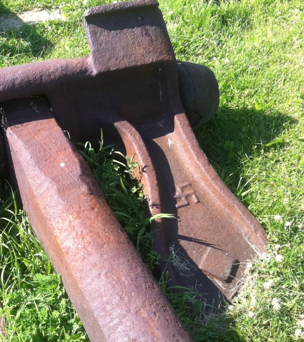 Close up of Wahl's anchor clearly shows a swastika marking on it.