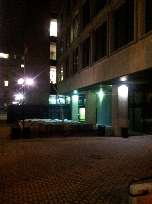 The very hidden main entrance to the theatre...I wonder why they made it so unbelievable hard to spot from the main street?