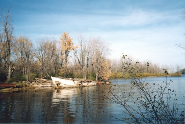 The Jean Richard/Ville De Vanier in 1990 only three years after being abandoned. (photo Jane Morris)