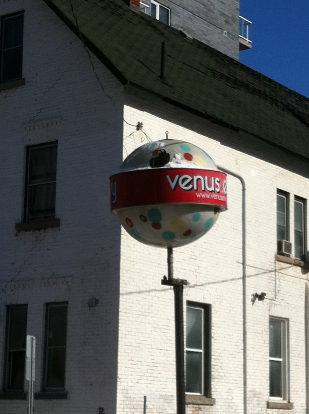 Farewell to an Ottawa icon, the Norge Ball off Bank St. on Lisgar St. was one of the few remaining Norge Balls known to exist.