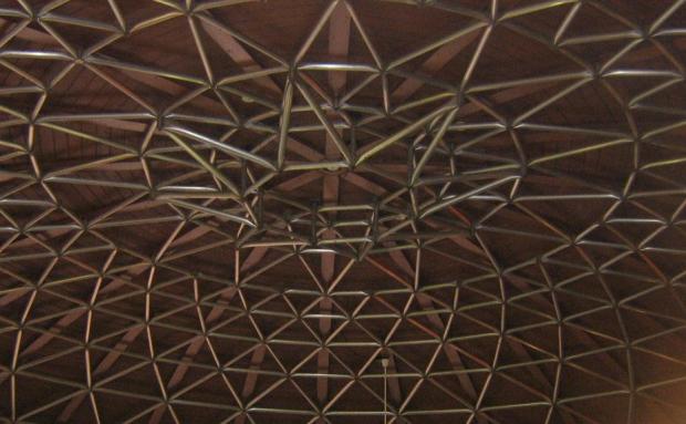 Detail of the exposed  geodesic dome Kohl used for the rest stop roof. (photo: Alan McLeod) 