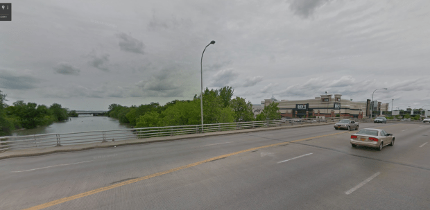 Streetview of where the fort likely stood. Now a Syracuse shopping mall.