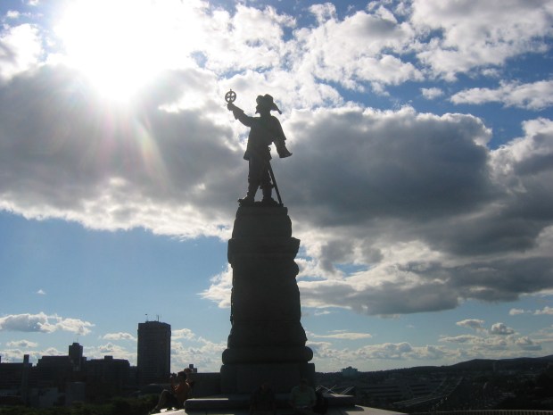 statue_champlain_ottawa